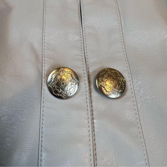 GRAVER Susan Graver Faux Leather Long Sleeve Jacket Pale Stone Color Size 12 - Picture 4 of 13